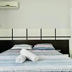 Lindo Apto Balneario Camboriu 1200 M Praia Central